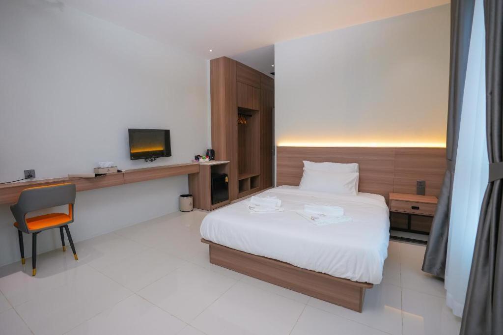 Athenee Hotel Vientiane Exterior photo